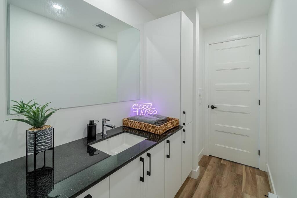 Condo 2 Ch - 500M Vieux-Quebec & Gym Экстерьер фото